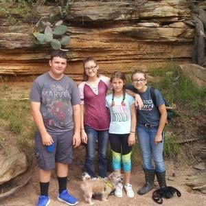 Meet your Posher, Alysha